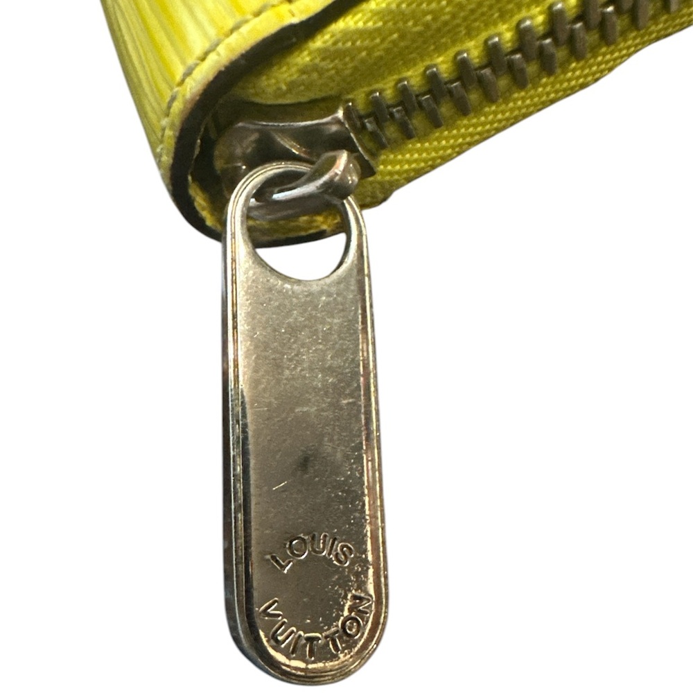 ✨Louis Vuitton Epi Leather zipper wallet✨ - Picture 8 of 15